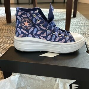Converse CTAS Move Hi Platform Sneakers Youth size 3